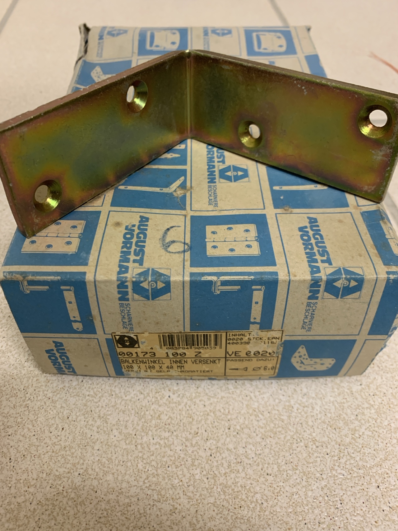 BALKENWINKEL 100X100X40MM