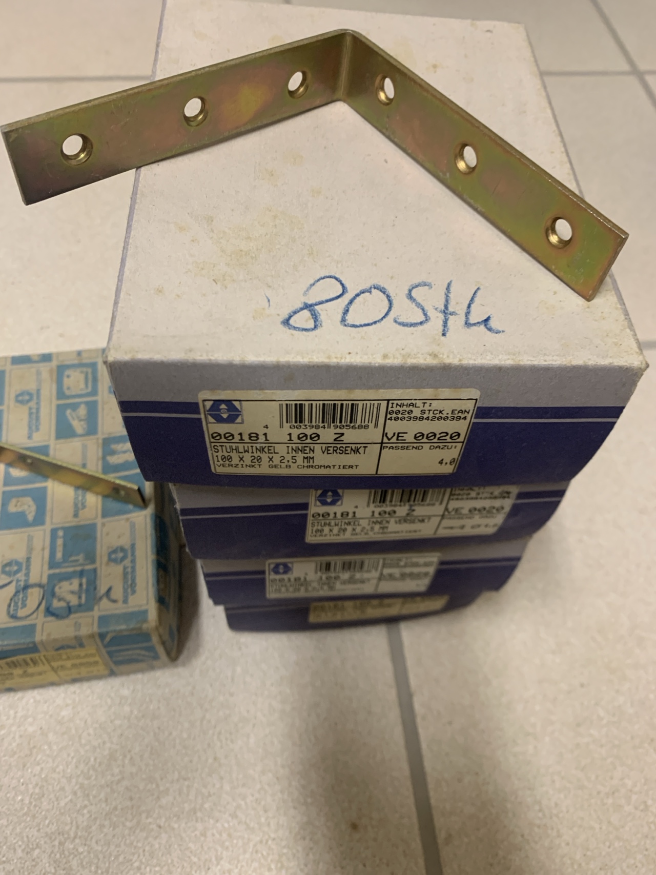 STUHLWINKEL INNEN VERSENKT 100X20MM