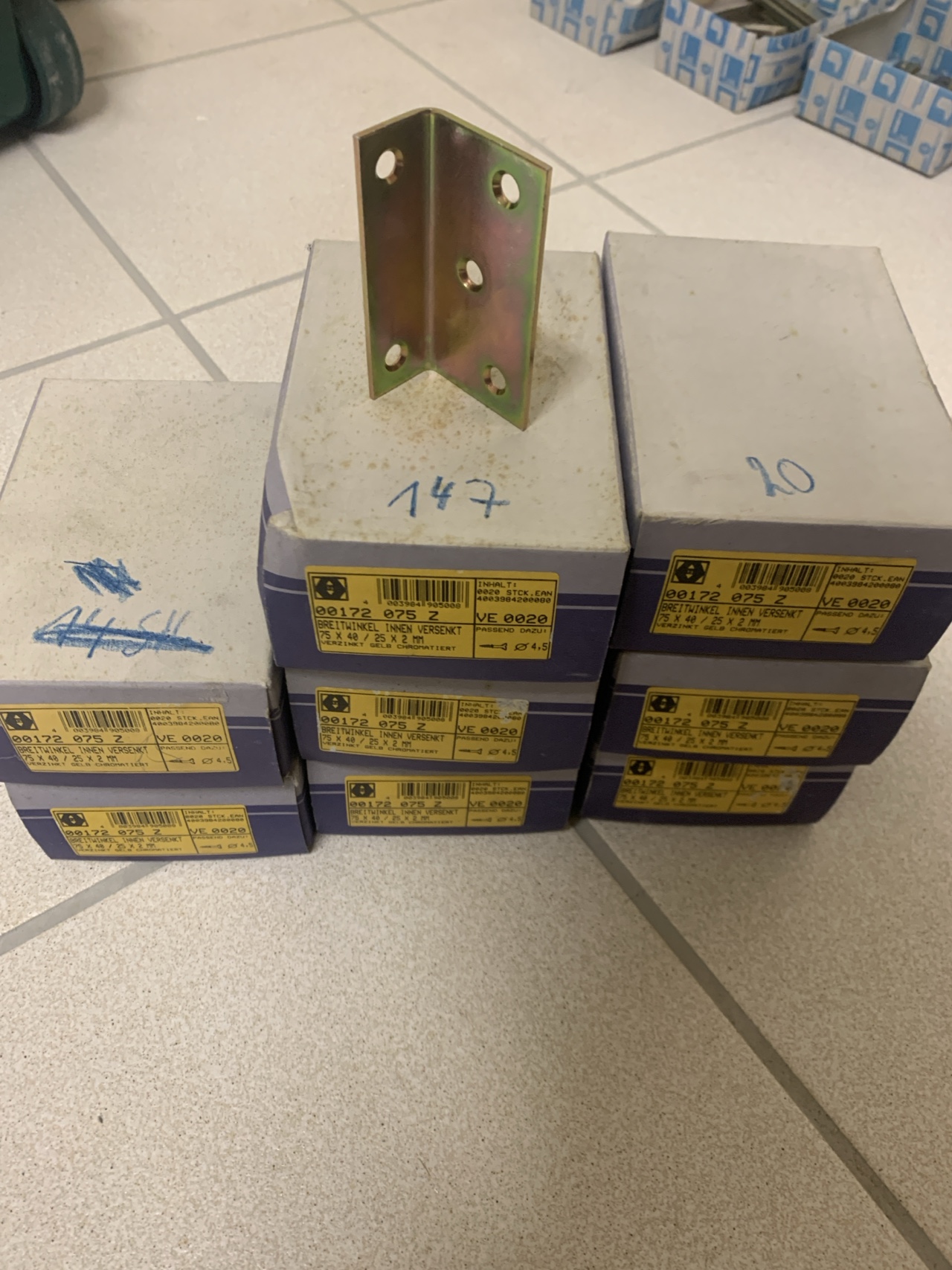 BREITWINKEL 75X40/25X2MM